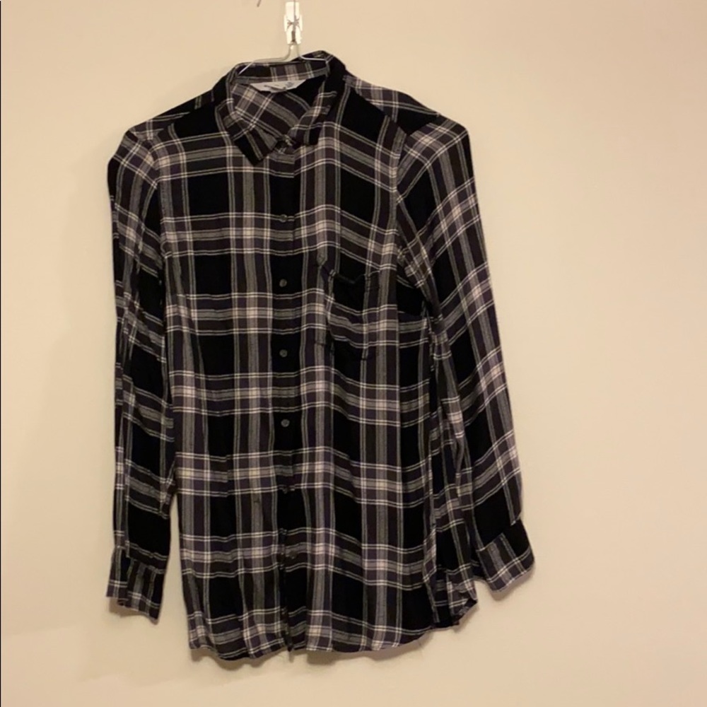 Women’s plain flannel button down